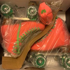 Moxie Watermelon Beach Bunny Skates
